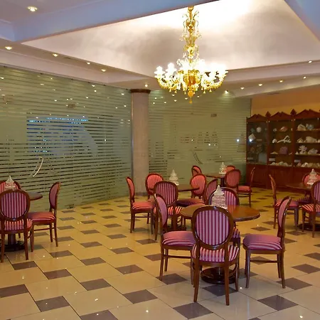 מלון Ulisse Deluxe סורנטו