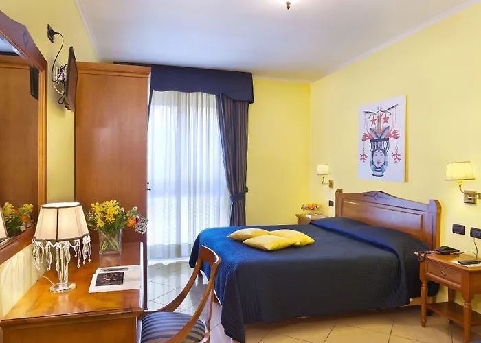 Hotell Ulisse Deluxe 3*