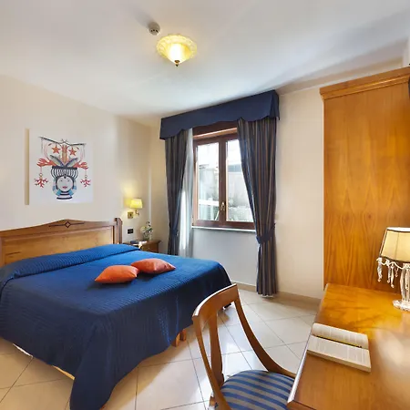 Ulisse Deluxe Сорренто