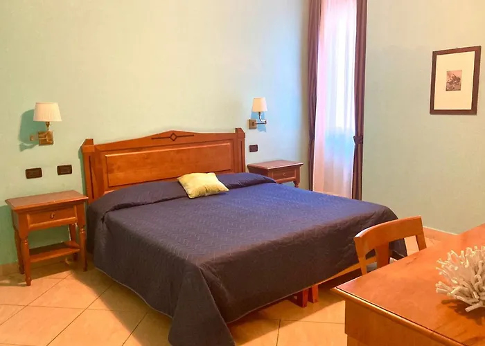 Ulisse Deluxe Otel 3*